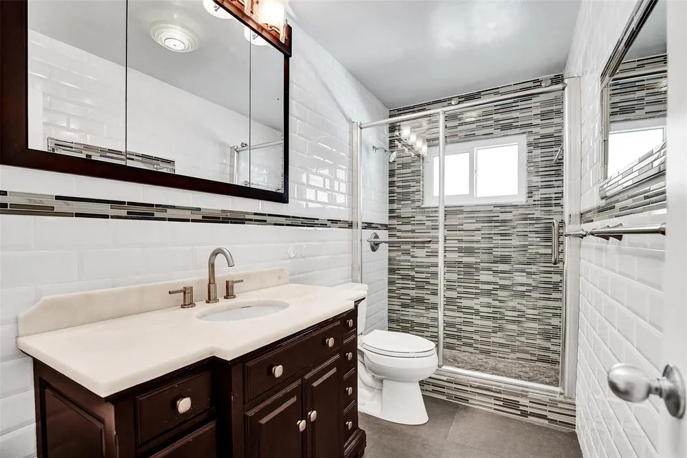 4731 NE 13th Ave, Oakland Park, FL 33334