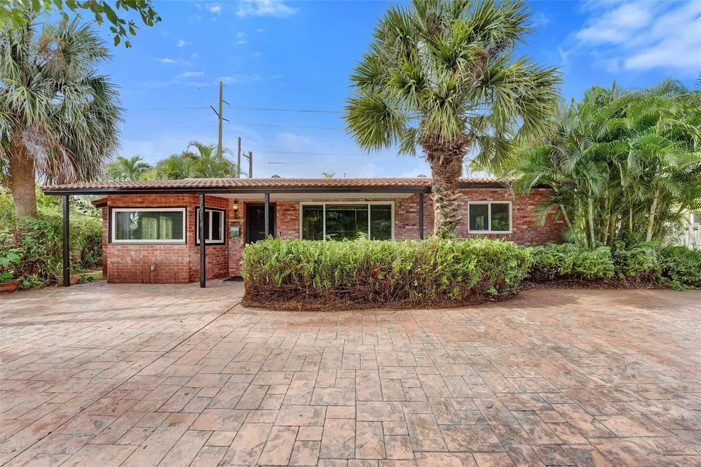 4731 NE 13th Ave, Oakland Park, FL 33334