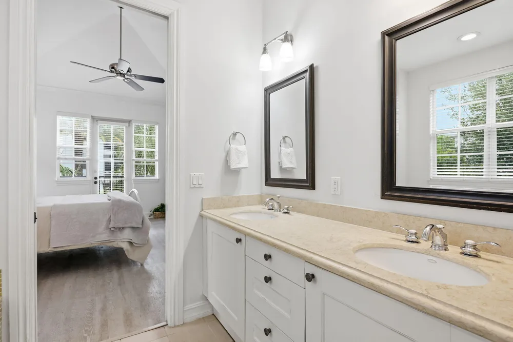349 E Mallory Circle, Delray Beach, FL 33483