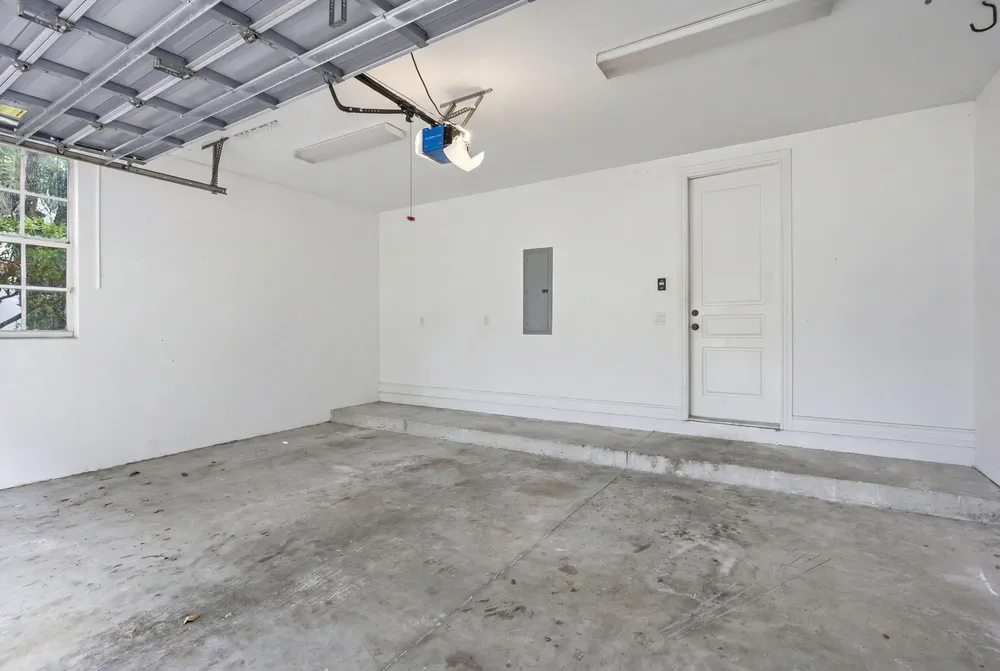 349 E Mallory Circle, Delray Beach, FL 33483
