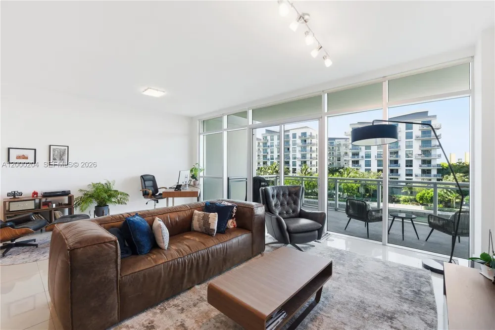 1090 NW N River Dr, Miami, FL 33136