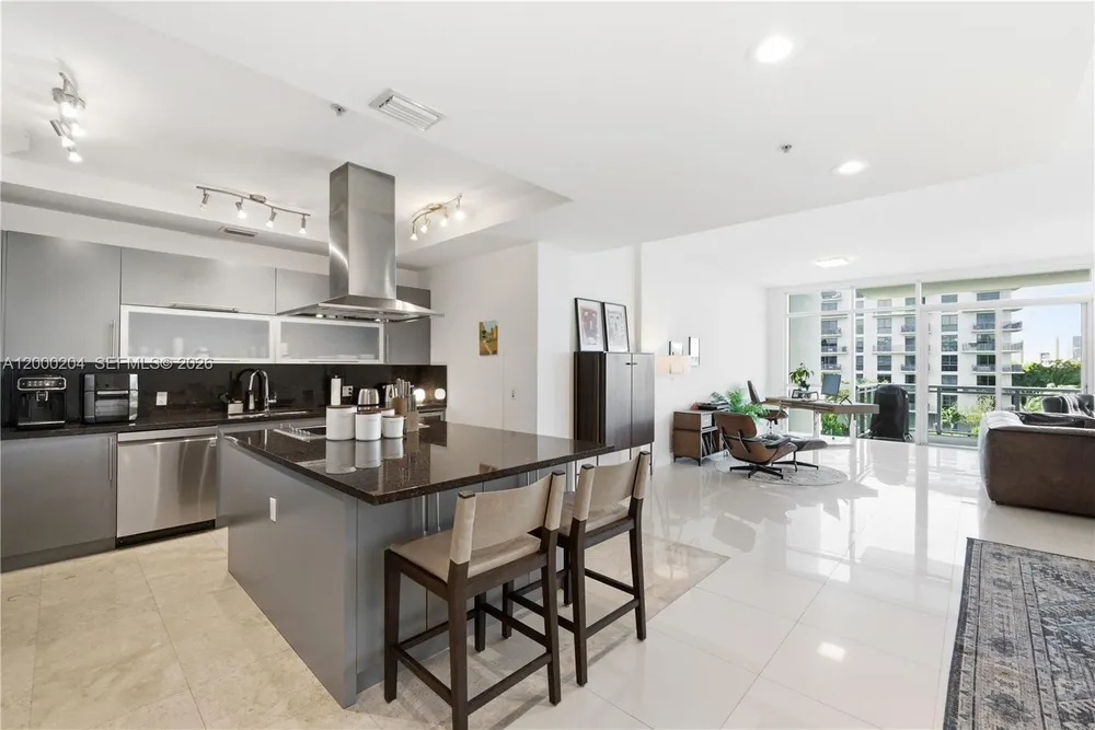 1090 NW N River Dr, Miami, FL 33136