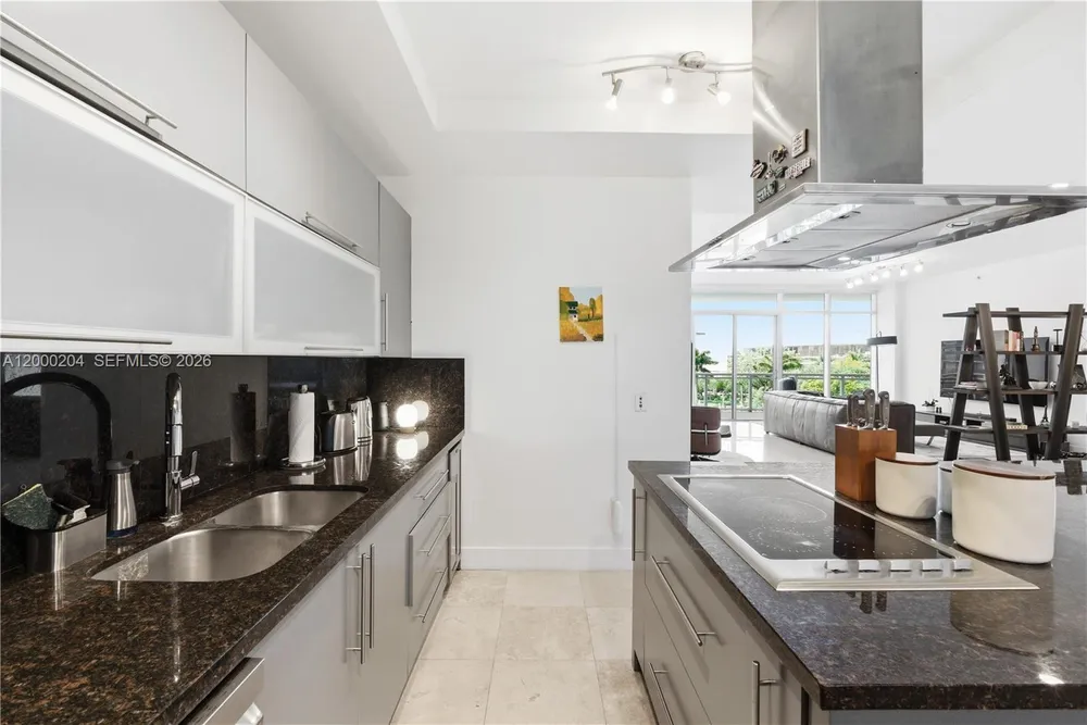 1090 NW N River Dr, Miami, FL 33136