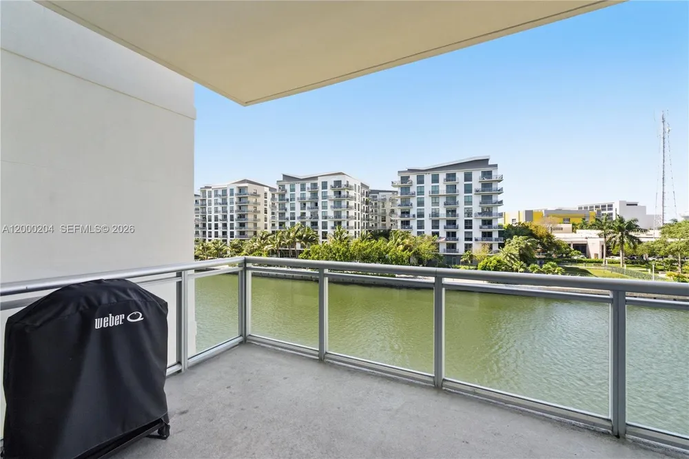 1090 NW N River Dr, Miami, FL 33136