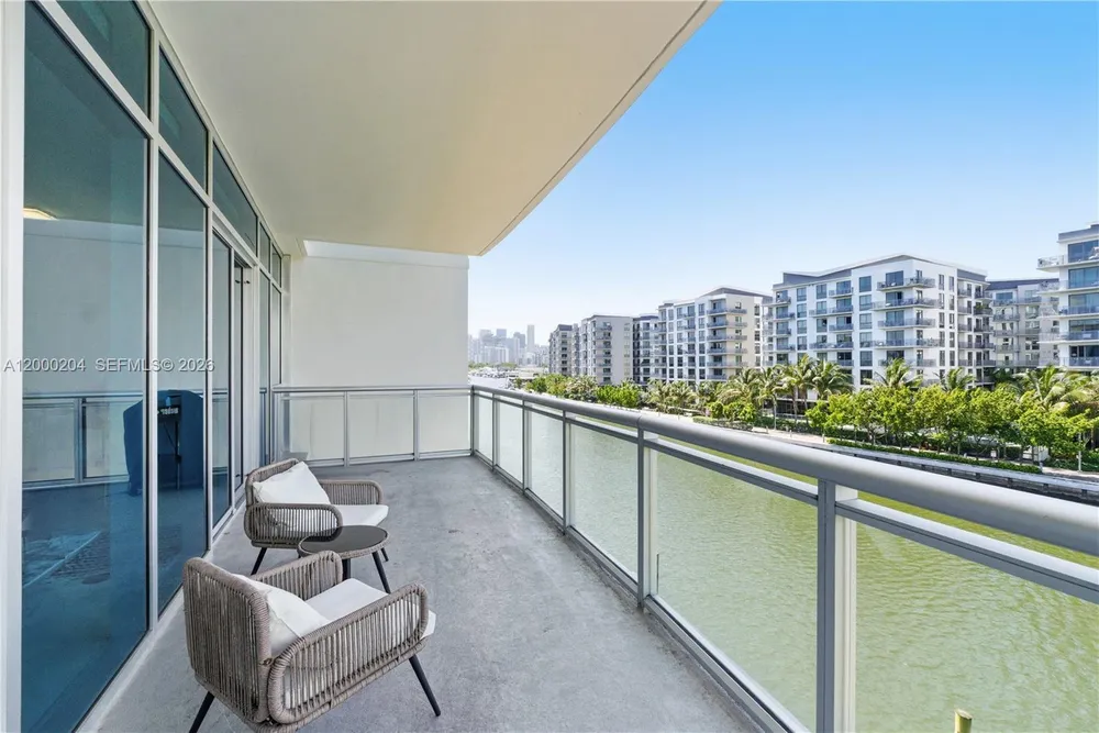 1090 NW N River Dr, Miami, FL 33136