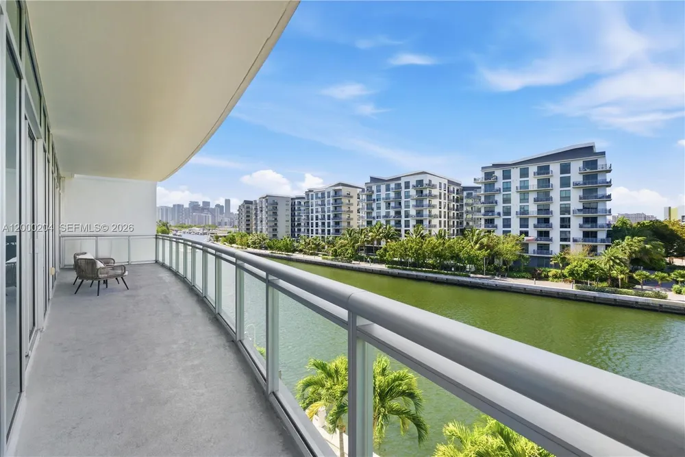 1090 NW N River Dr, Miami, FL 33136