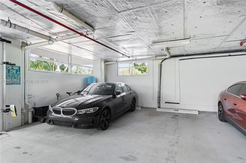 1090 NW N River Dr, Miami, FL 33136