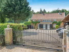 Beccles Road, Fritton, Great Yarmouth photo