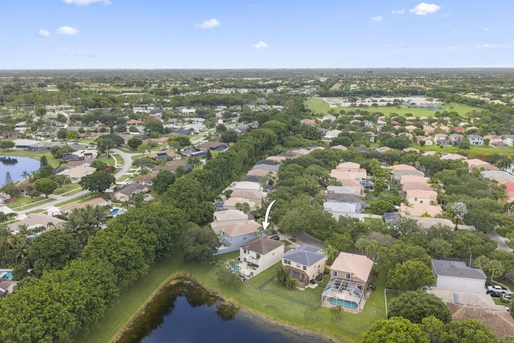 7518 Oak Grove Circle, Lake Worth Beach, FL 33467