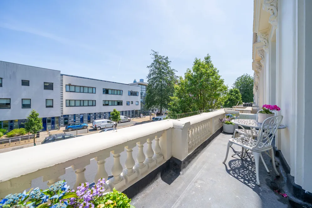 Claverton Street, London, SW1V photo 2
