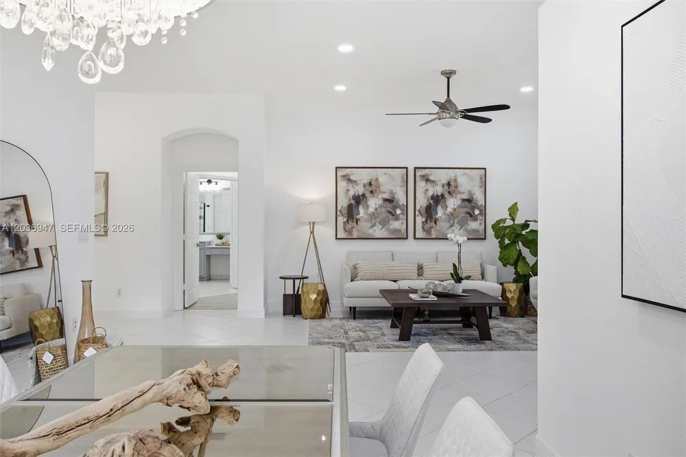 19308 Stonebrook St, Weston, FL 33332