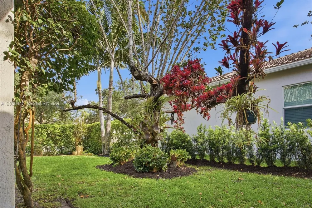 19308 Stonebrook St, Weston, FL 33332