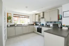 Banbury Drive, Hampton Water, Peterborough