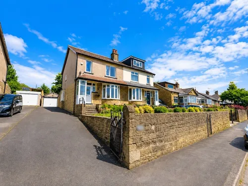 Bradford Road, Riddlesden, KEIGHLEYphoto