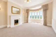 Bradford Road, Riddlesden, KEIGHLEY