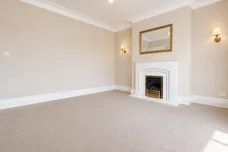 Bradford Road, Riddlesden, KEIGHLEY