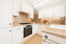Bradford Road, Riddlesden, KEIGHLEY