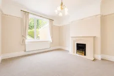 Bradford Road, Riddlesden, KEIGHLEY