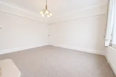 Bradford Road, Riddlesden, KEIGHLEY