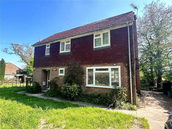 Brockhamhurst Road, Betchworth, RH3 photo 1