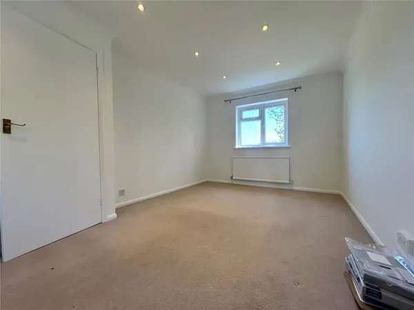 Brockhamhurst Road, Betchworth, RH3 photo 6