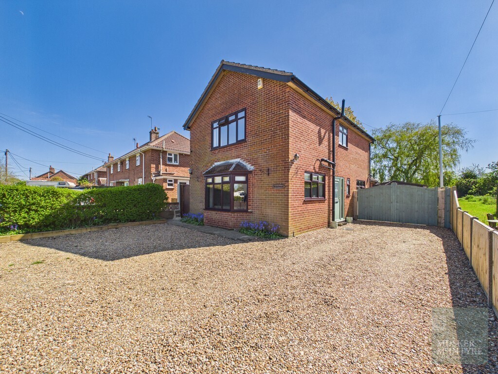 Top Road, Ilketshall St. Andrew, Beccles Image 1