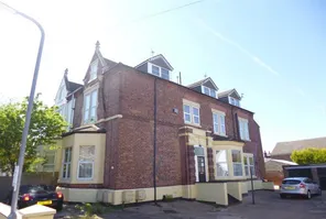 Main property image