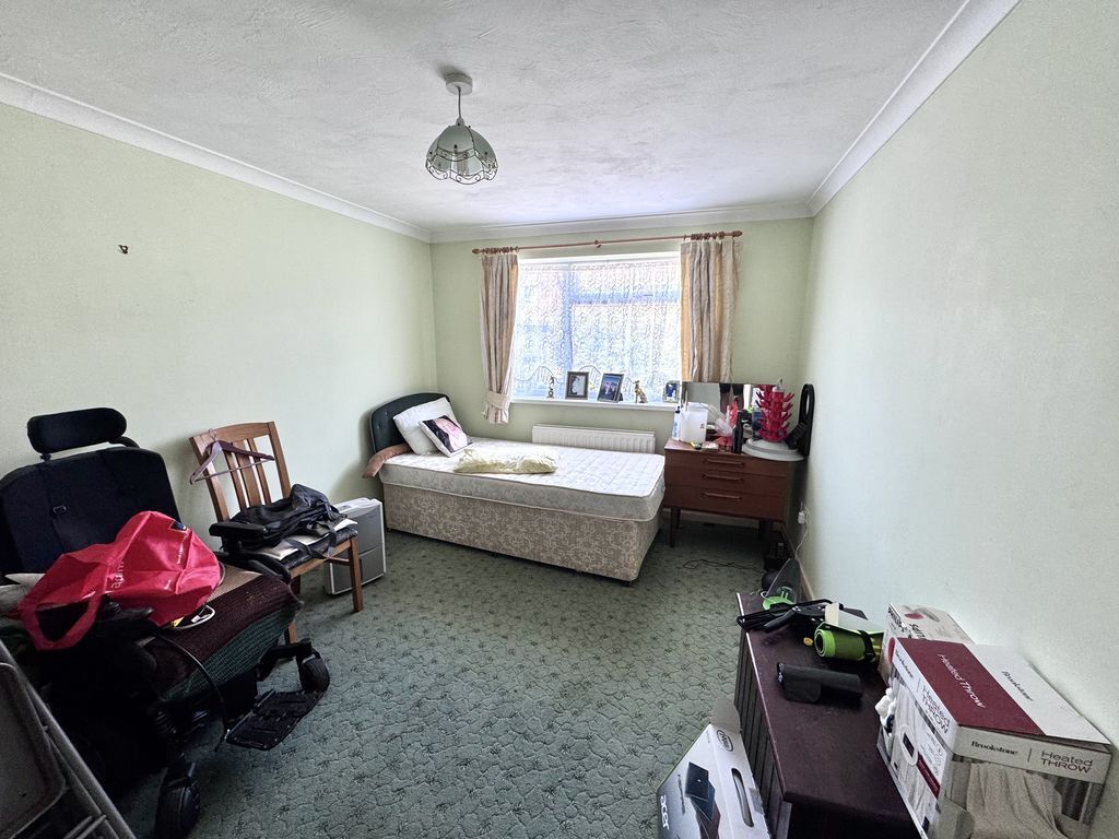 Windermere Avenue, Nuneaton Image 5