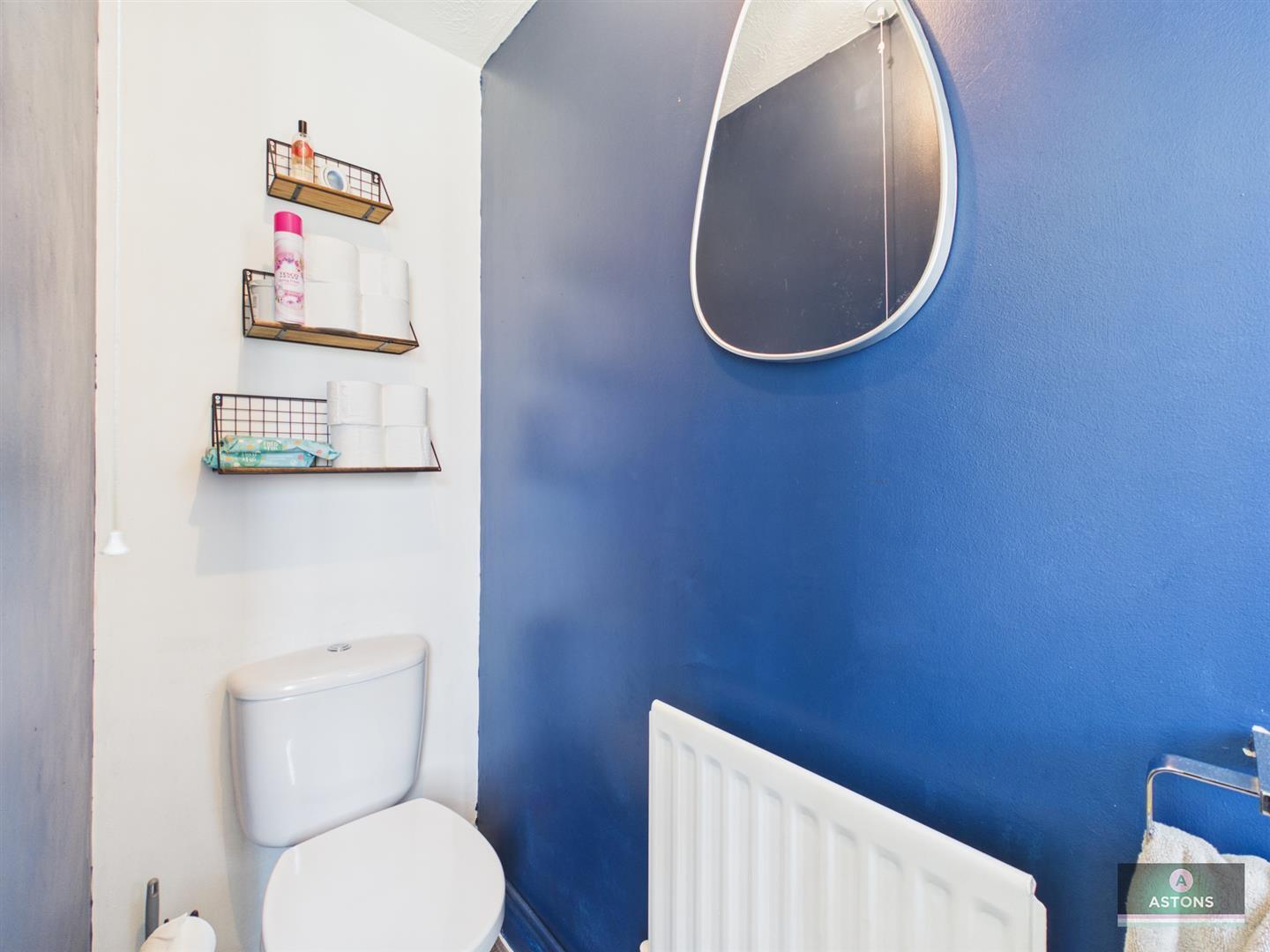 Matthews Drive, Maidenbower, Crawley Image 9