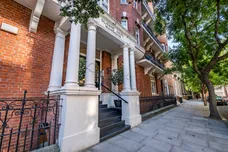 D'oyley Street London SW1X photo 7