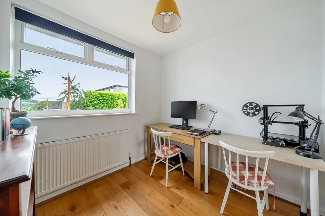 Holcombe Close Bath BA2 photo 3