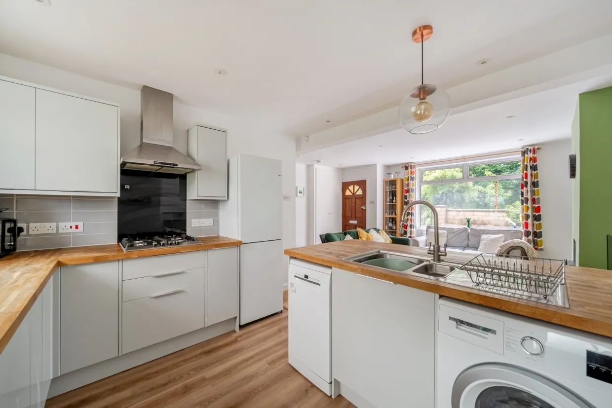 Holcombe Close Bath BA2 photo 7