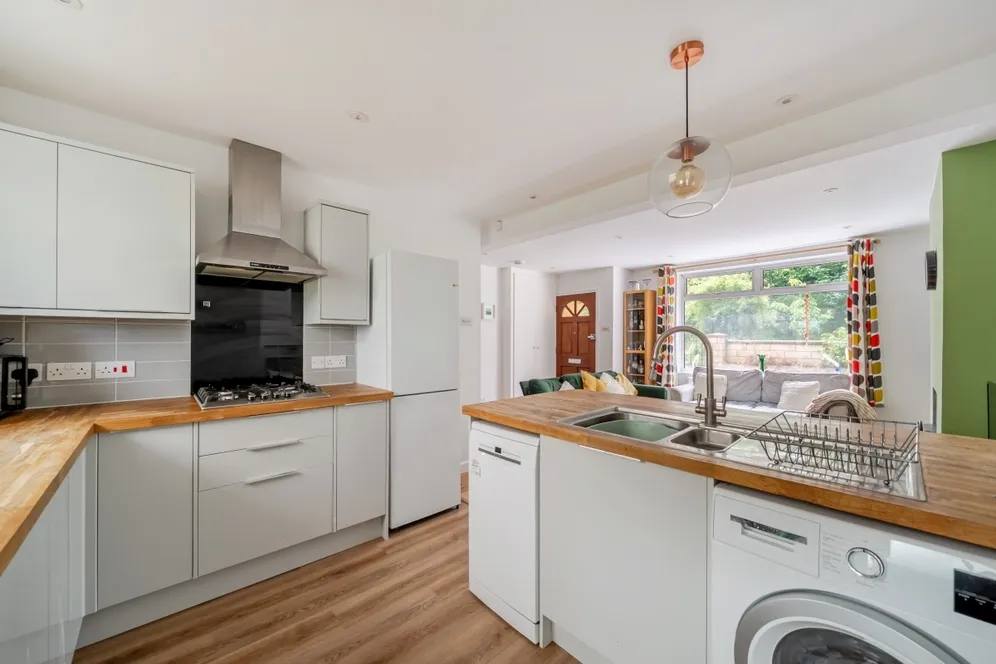 Holcombe Close Bath BA2 photo 7
