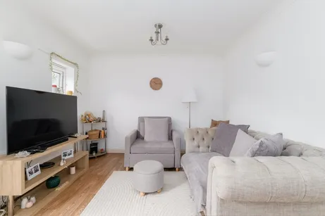 Wharf View Court, E14