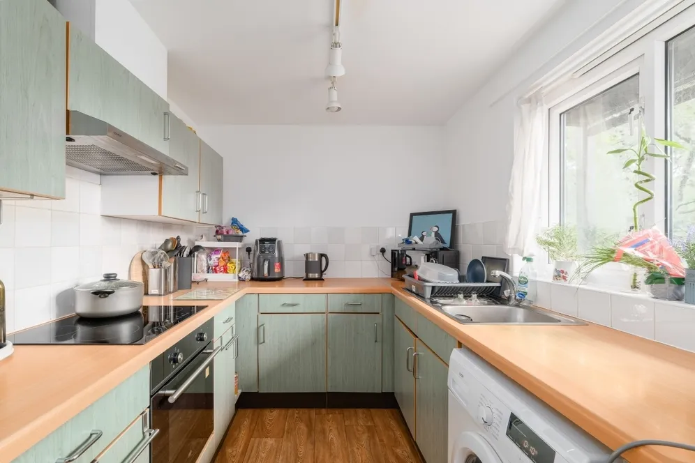 Wharf View Court, E14 photo 4