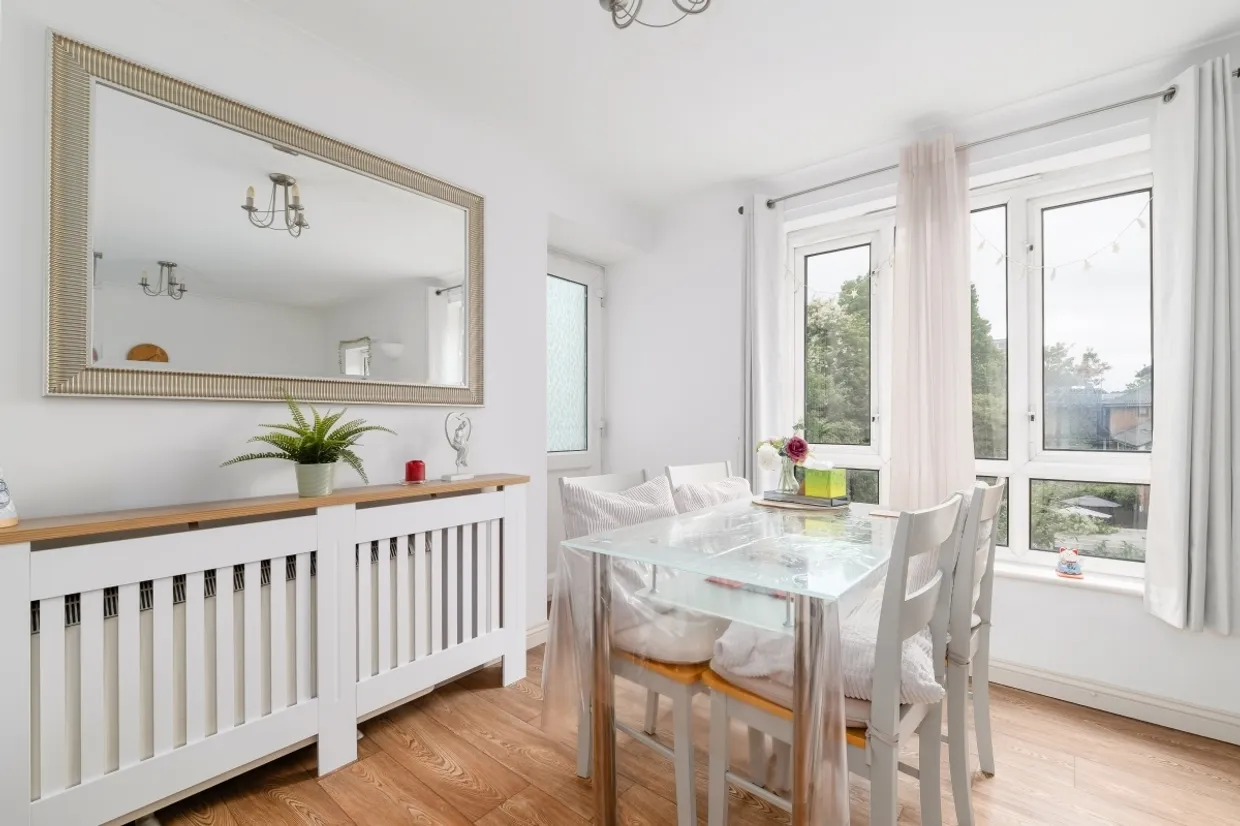 Wharf View Court, E14 photo 9