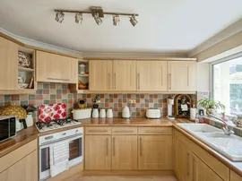 Harlington Road, Adwick-Upon-Dearne, Mexborough thumb 3