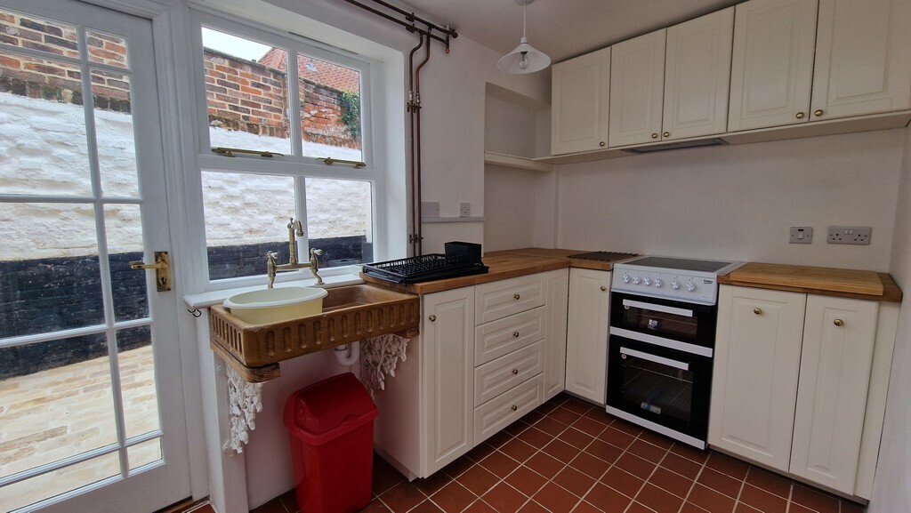 Smiths Court, Harleston Image 3