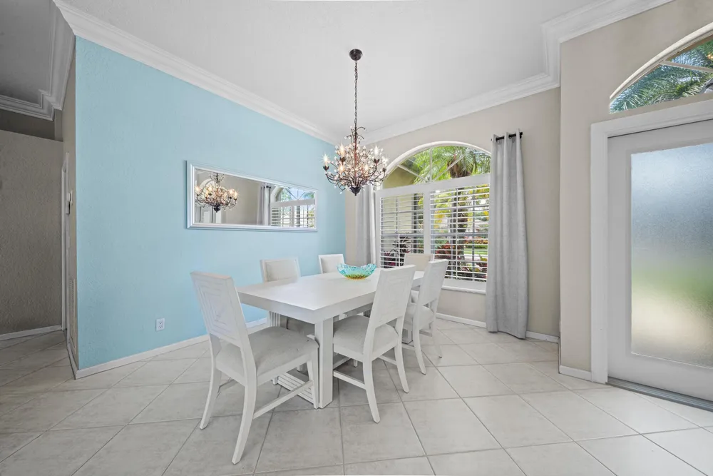 1365 E Barwick Ranch Circle, Delray Beach, FL 33445