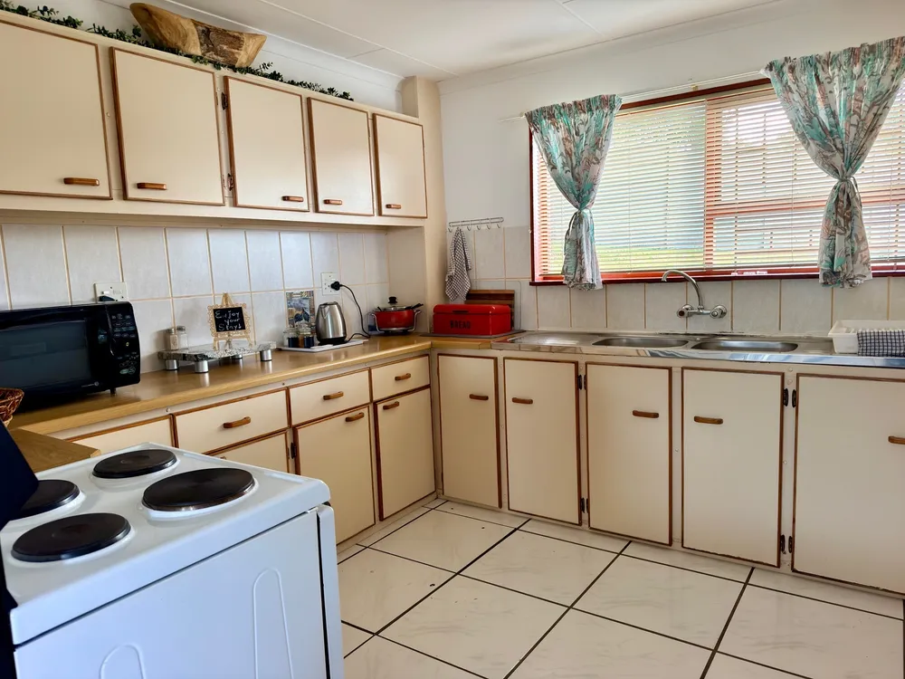 South Africa, Western Cape, Dana Bay, Flora Road, 332