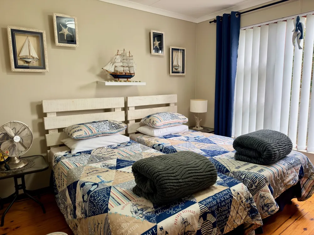 South Africa, Western Cape, Dana Bay, Flora Road, 332
