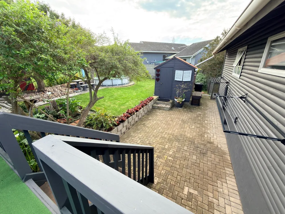 South Africa, Western Cape, Dana Bay, Flora Road, 332