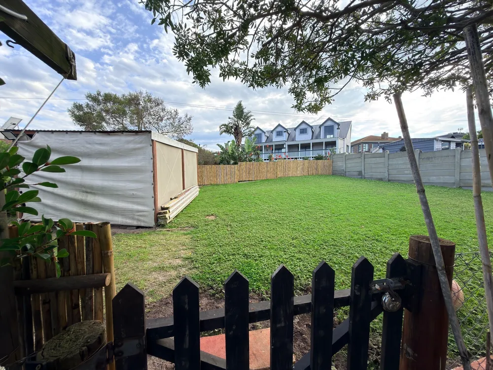 South Africa, Western Cape, Dana Bay, Flora Road, 332