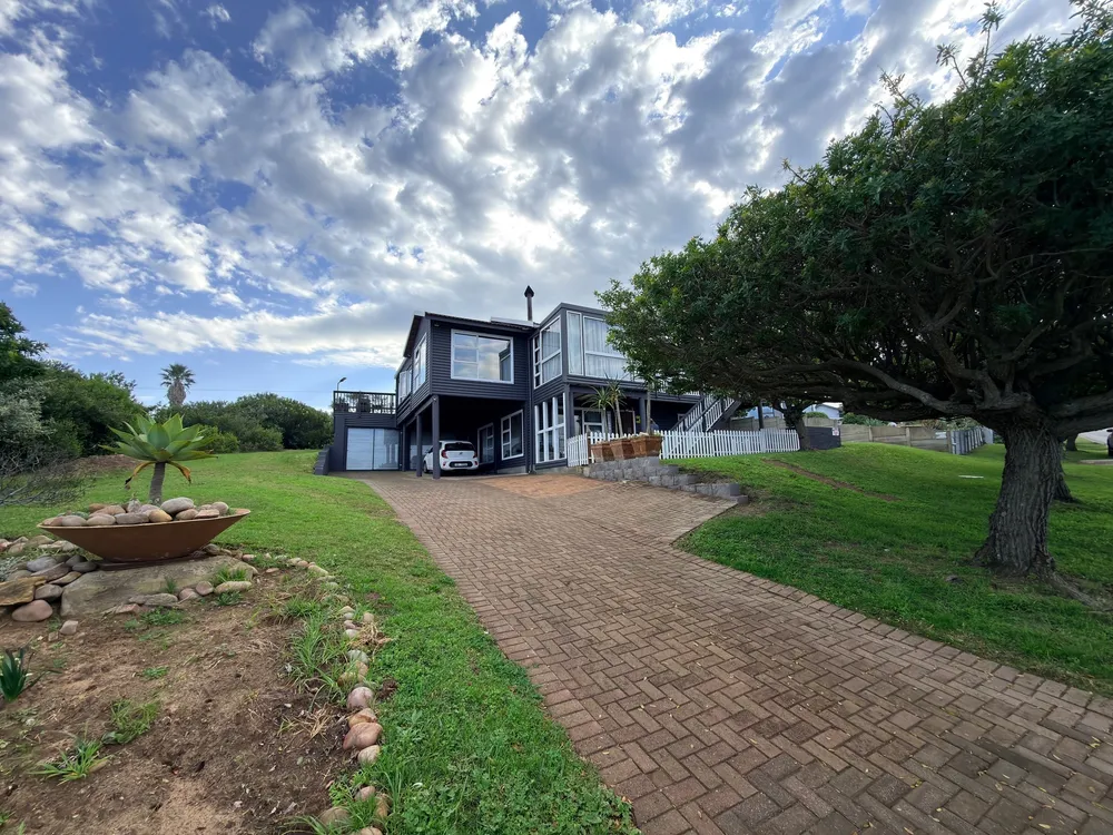 South Africa, Western Cape, Dana Bay, Flora Road, 332