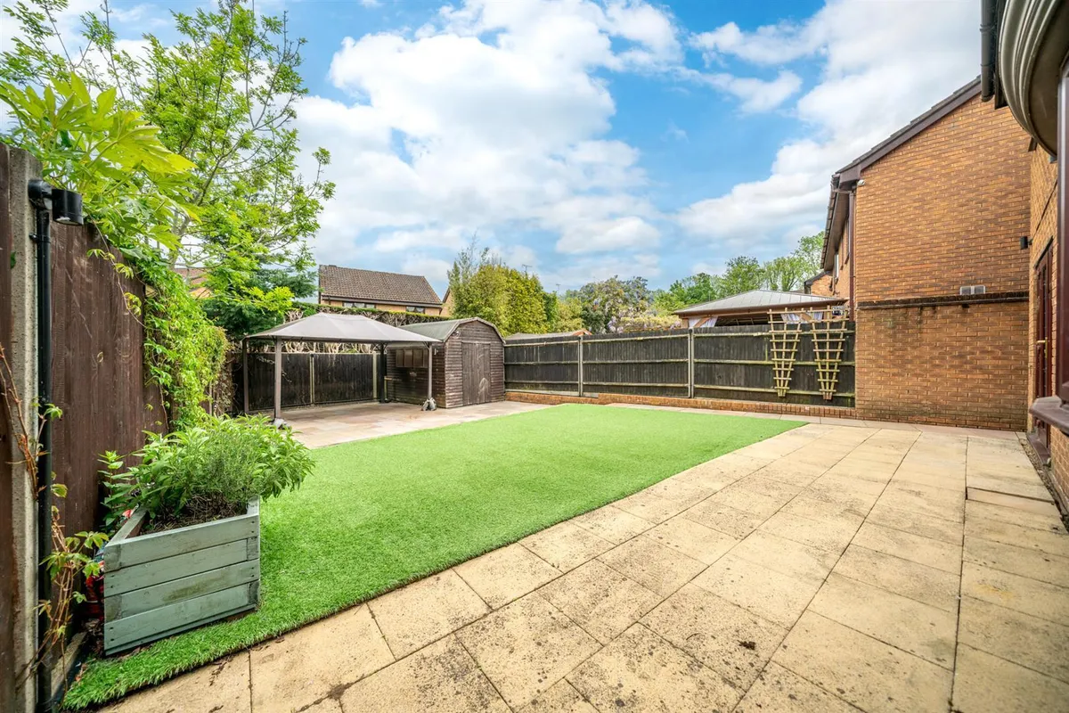 The Melings, Hemel Hempstead, Hertfordshire, HP2 7SF