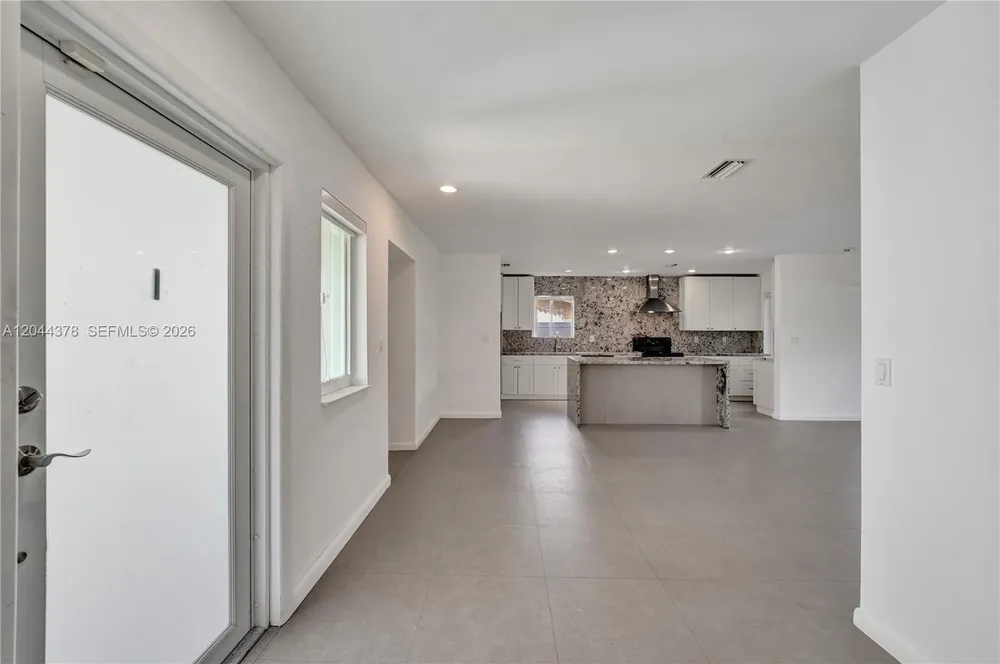 4311 Hayes St, Hollywood, FL 33021