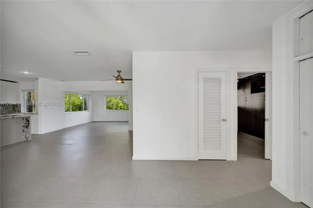4311 Hayes St, Hollywood, FL 33021