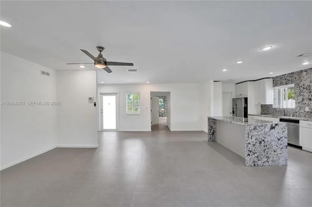 4311 Hayes St, Hollywood, FL 33021