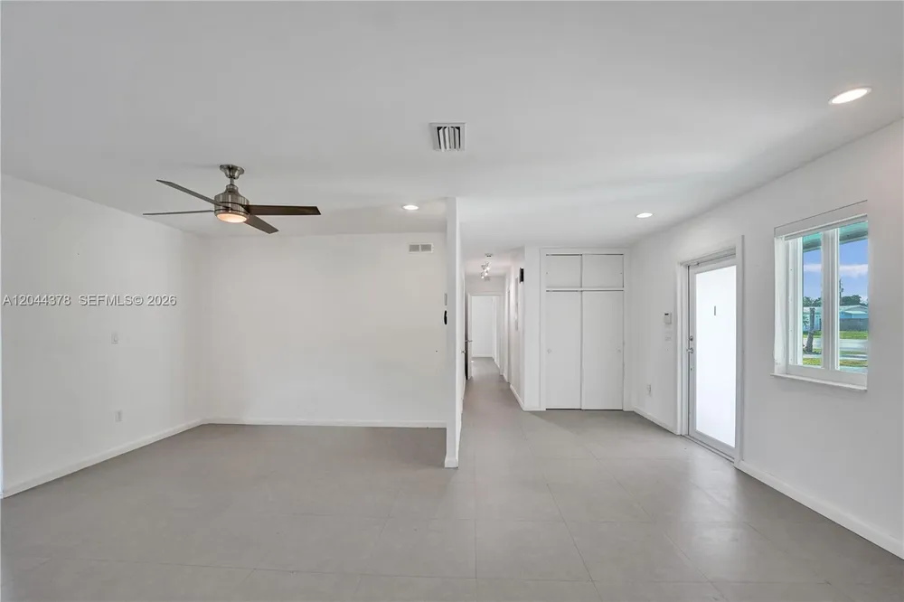 4311 Hayes St, Hollywood, FL 33021