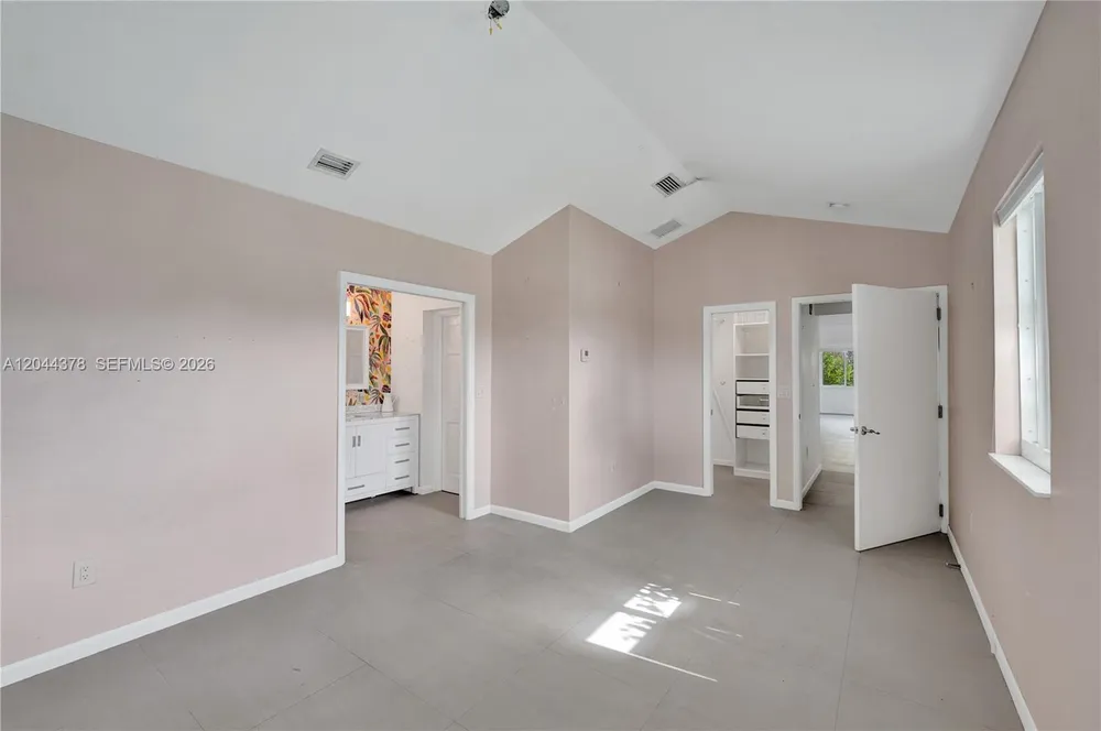 4311 Hayes St, Hollywood, FL 33021